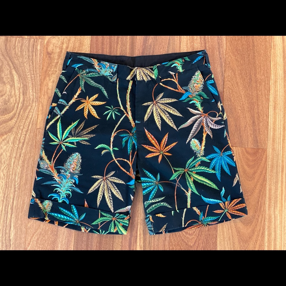 Men’s Monitaly shorts colorful print. Brand new!